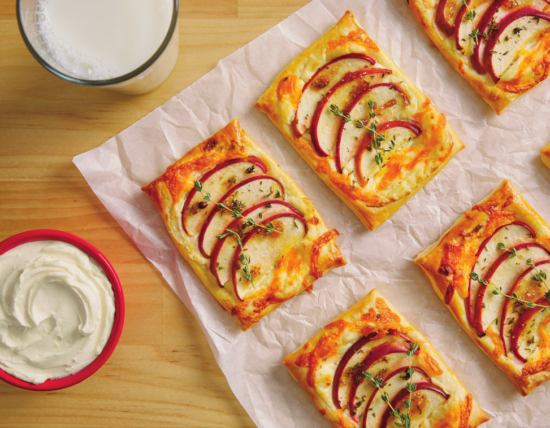 Apple cheddar tart