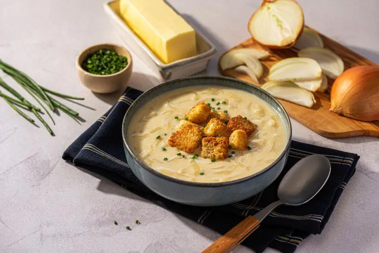 Creamy Onion Soup Comfort Bowl
