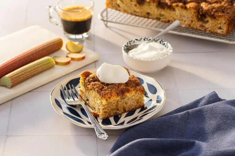 Fresh Rhubarb Streusel Coffee Cake