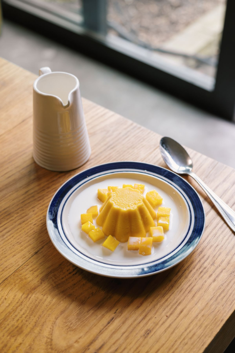 Creamy Mango Pudding